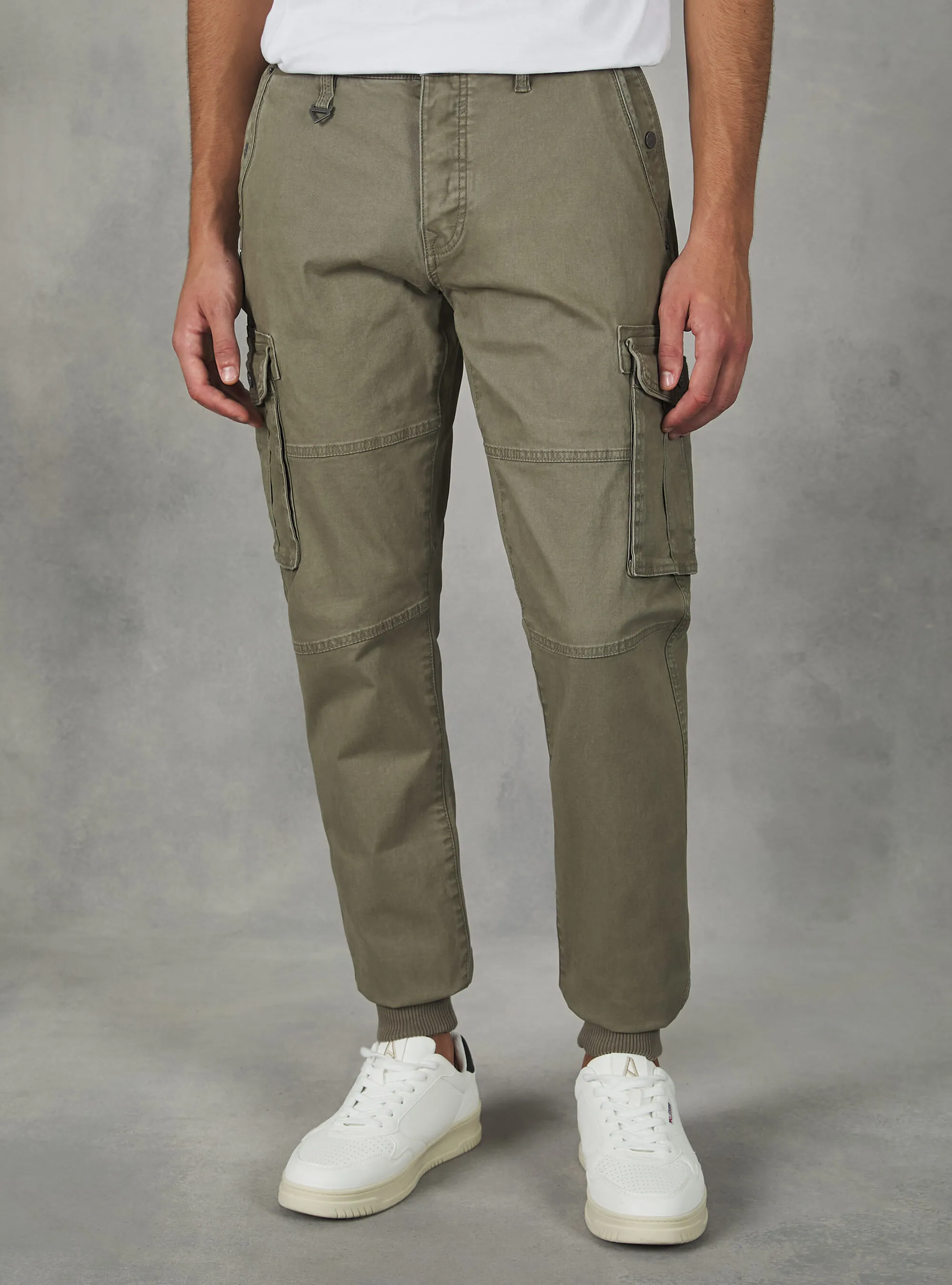 Pantaloni cargo in cotone con elastico